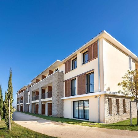 ホテル Ibis Styles Cabries Aix-En-Provence Tgv エクステリア 写真