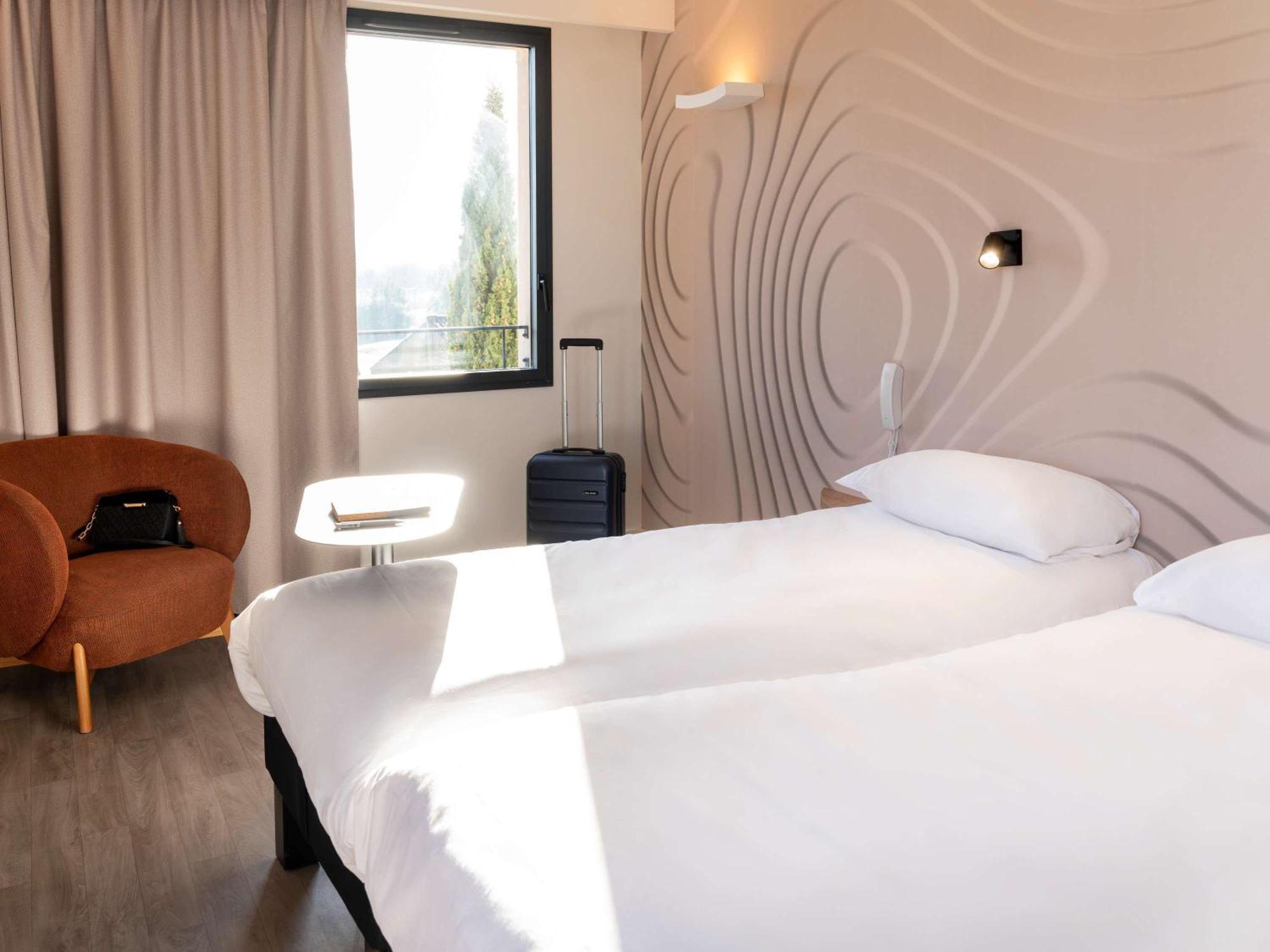 ホテル Ibis Styles Cabries Aix-En-Provence Tgv エクステリア 写真