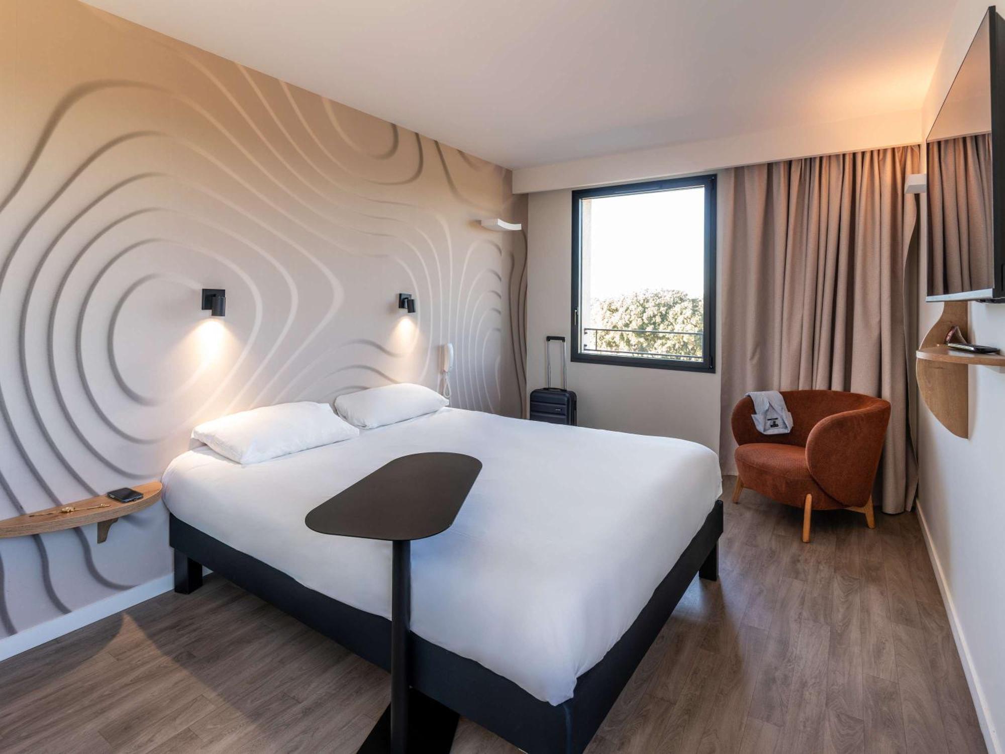 ホテル Ibis Styles Cabries Aix-En-Provence Tgv エクステリア 写真