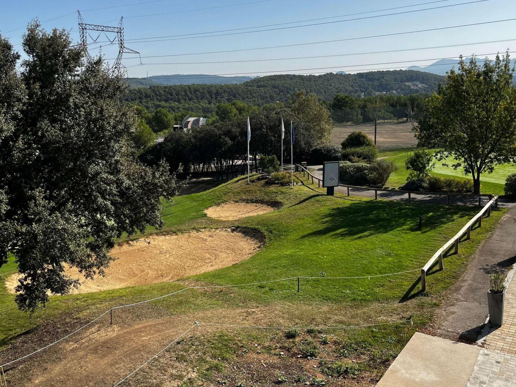 ホテル Ibis Styles Cabries Aix-En-Provence Tgv エクステリア 写真