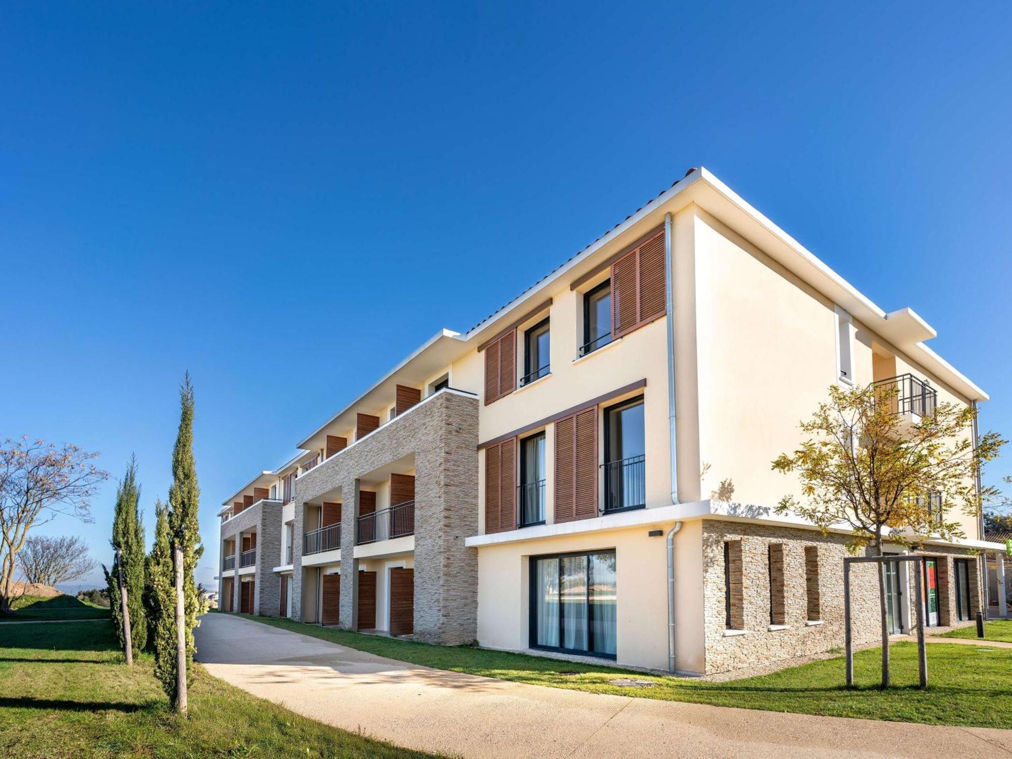 ホテル Ibis Styles Cabries Aix-En-Provence Tgv エクステリア 写真